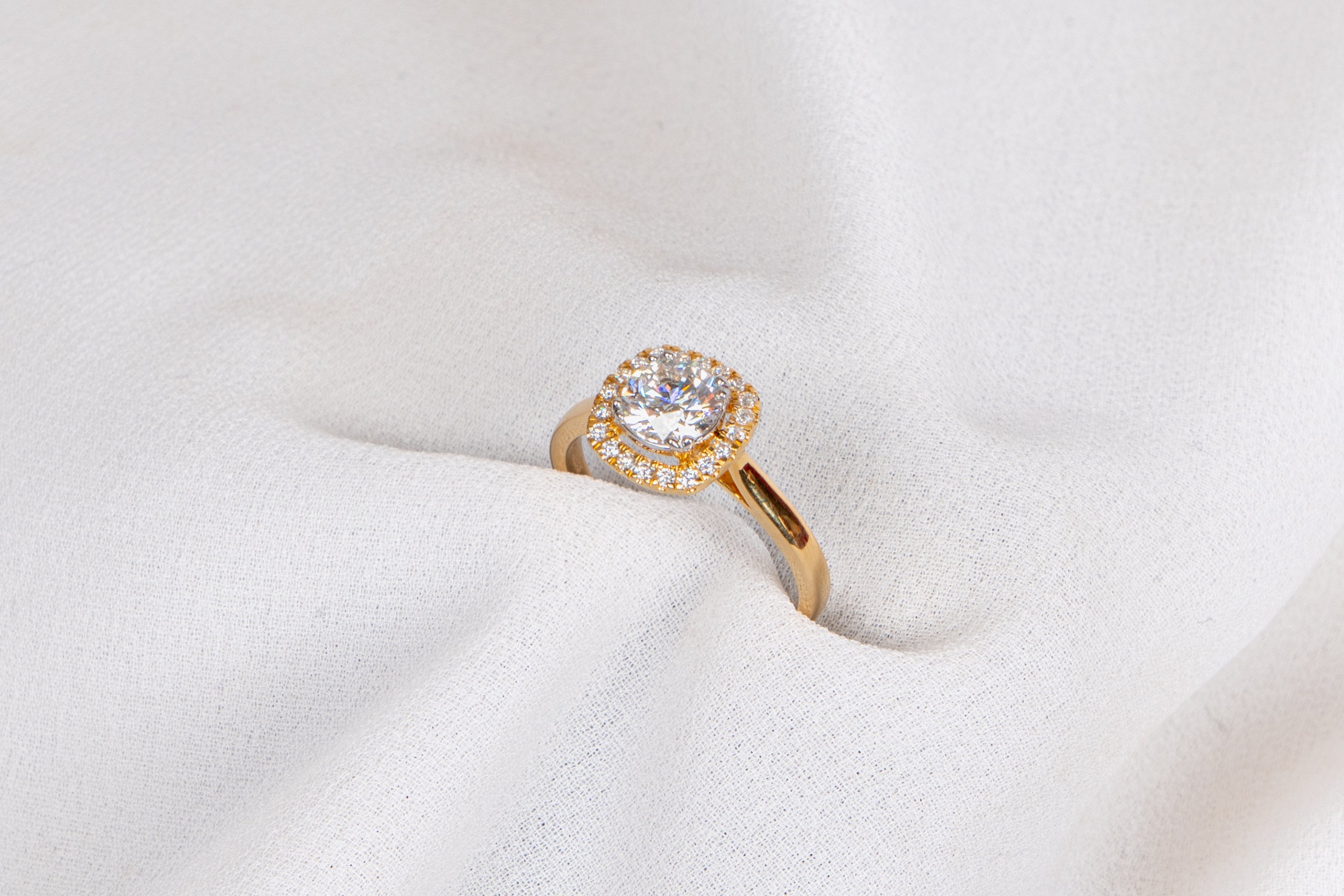 Golden Glow Diamond Ring