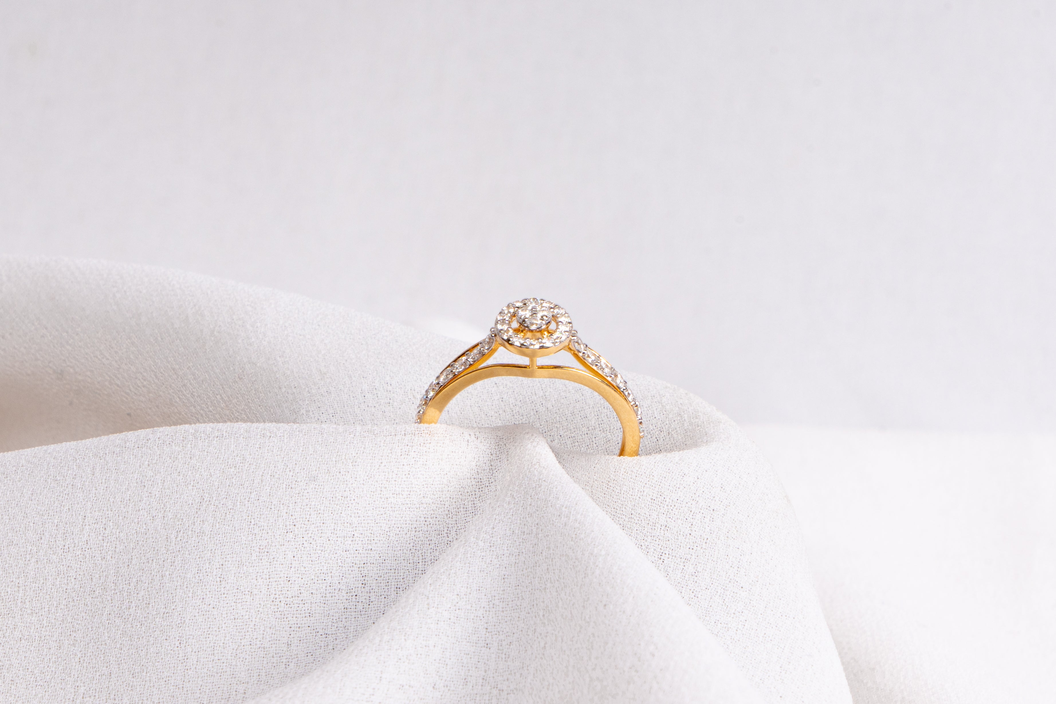 Round Halo Engagement Ring