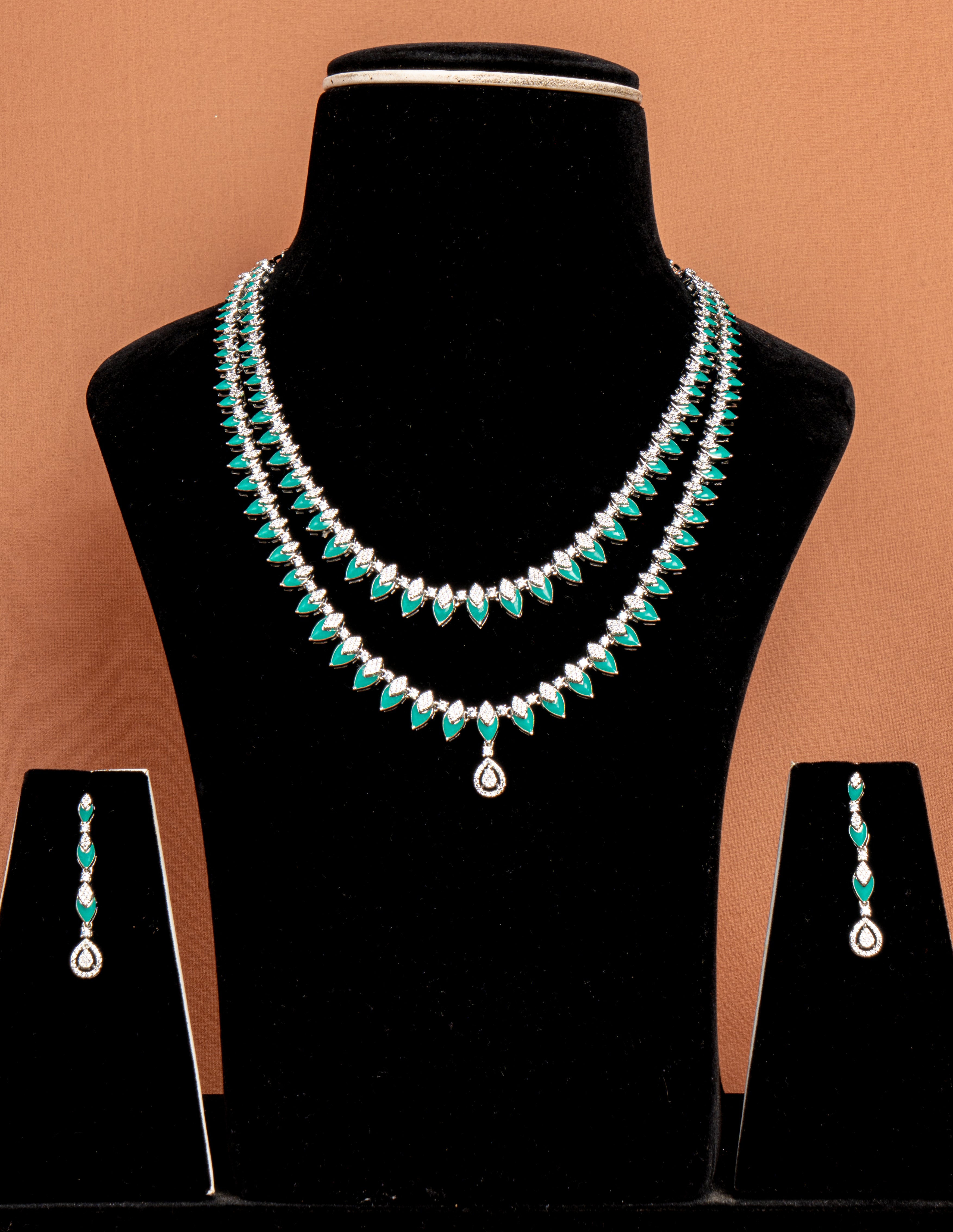 Emerald Whisper Layered Necklace Set