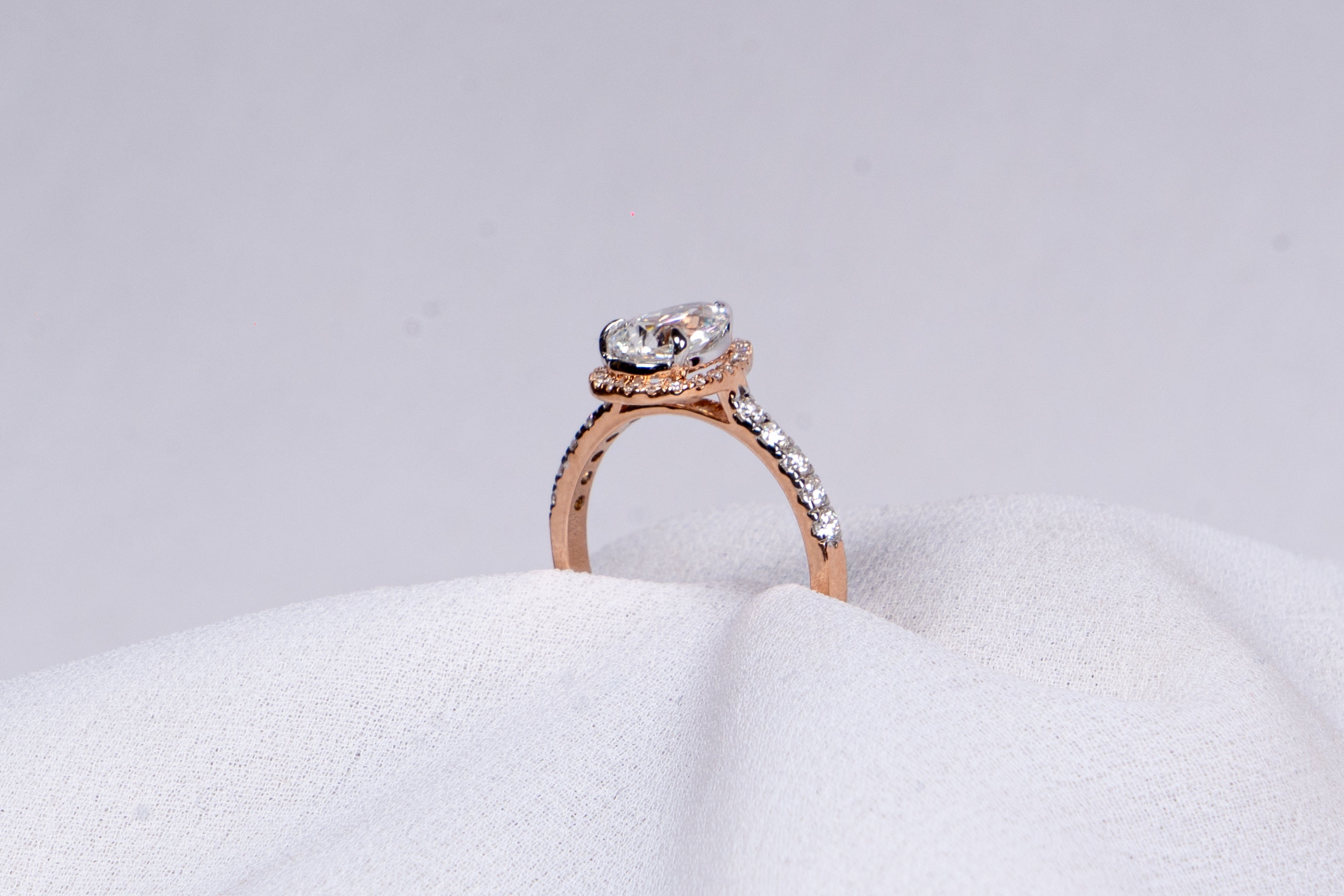 Radiant Dewdrop Halo Ring