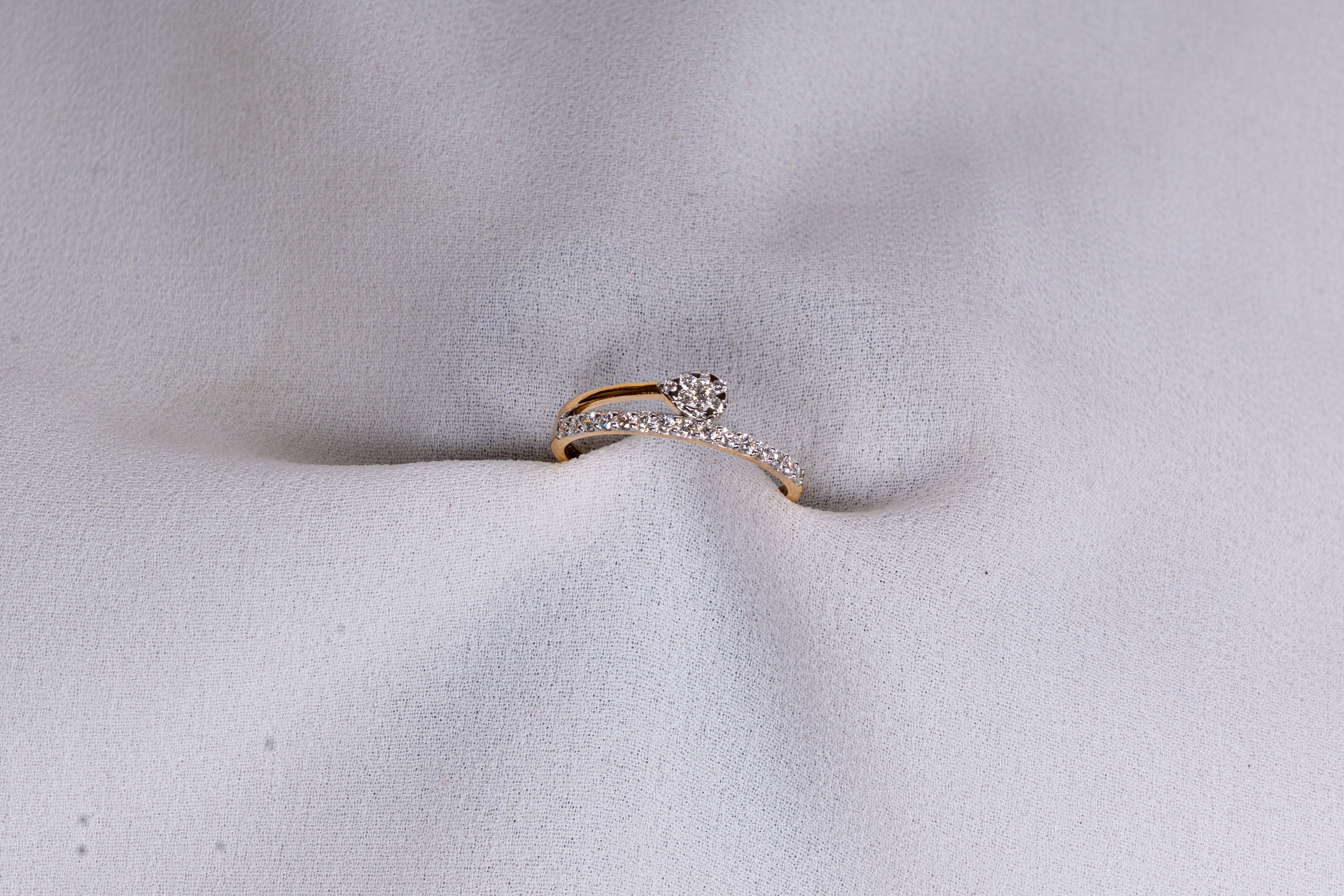 Avelisse Drift Ring