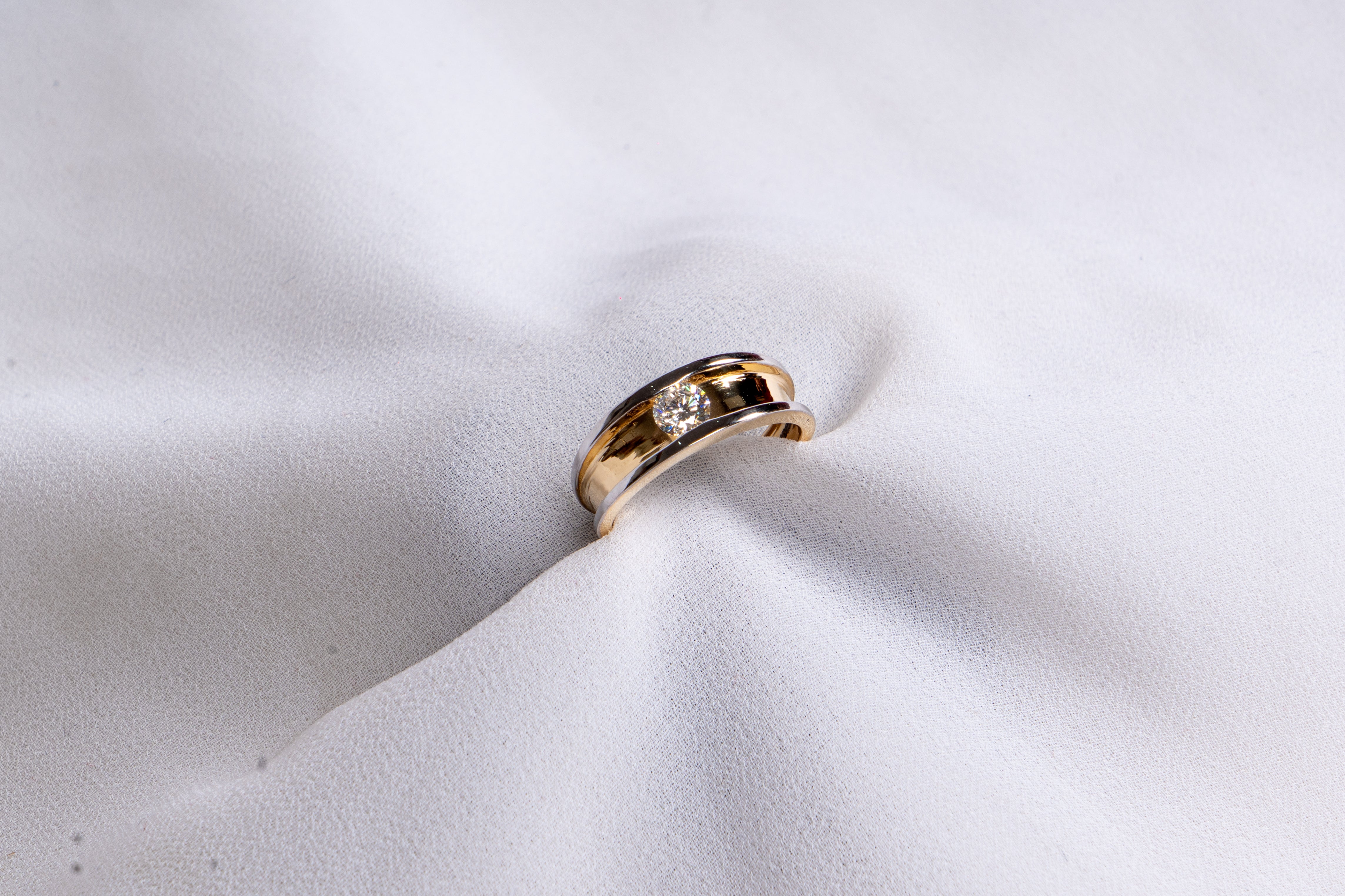 Aurelius Orbit Diamond Band Ring