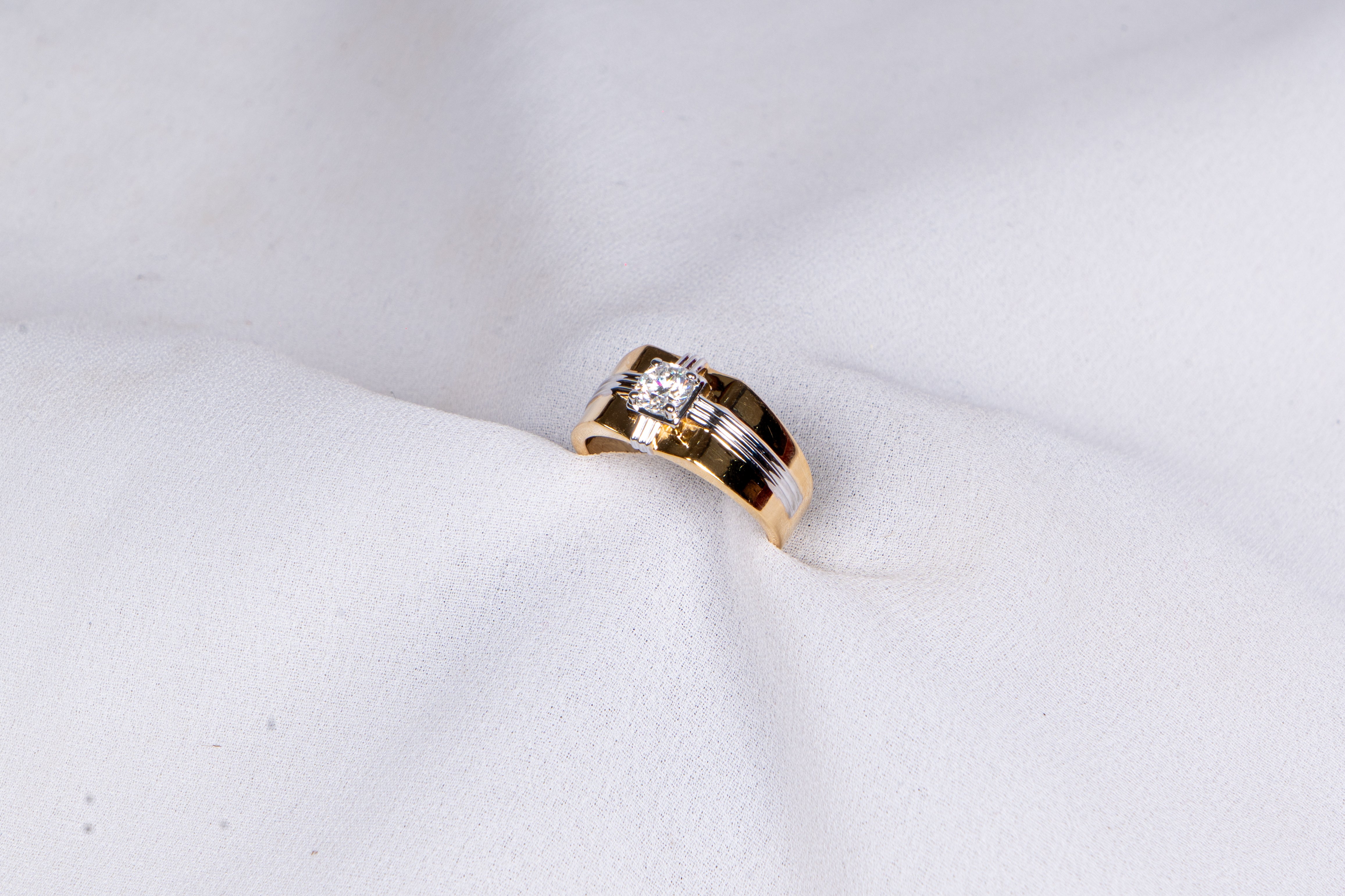 Aurevon Crest Solitaire Ring