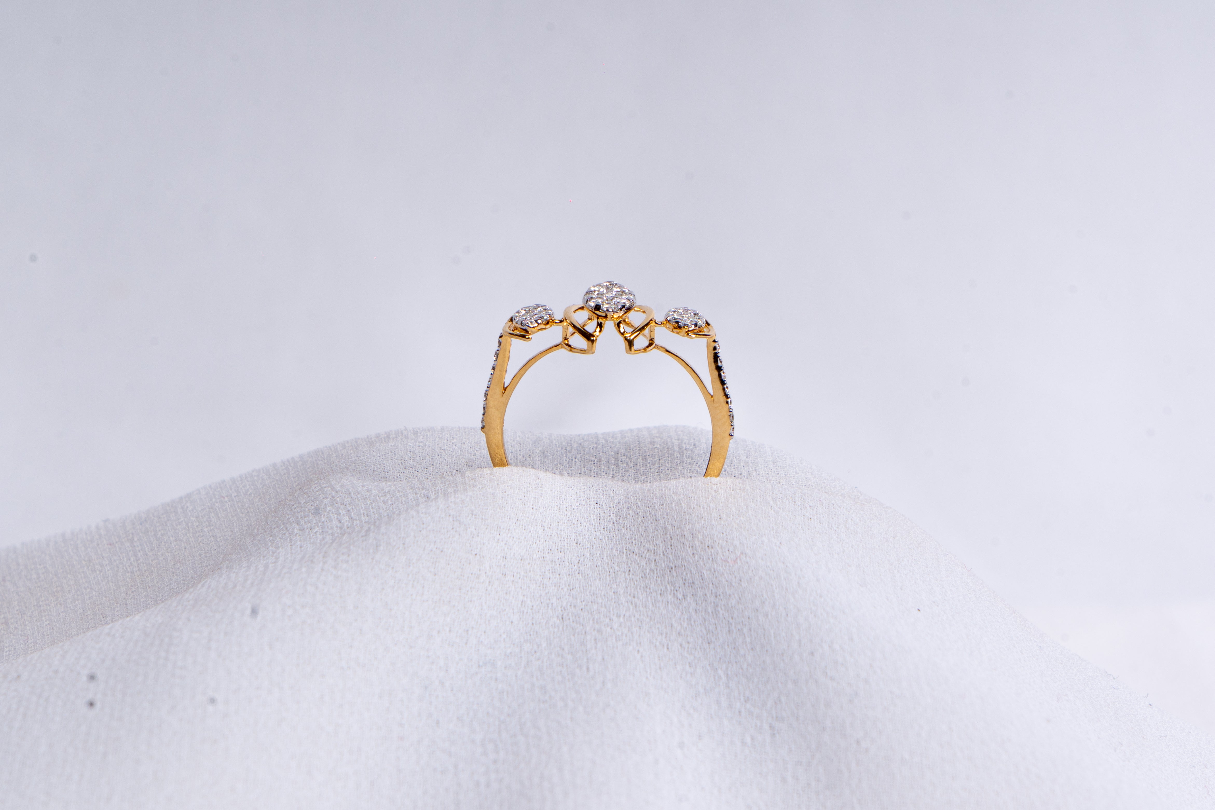 Trivera Dewdrop Ring