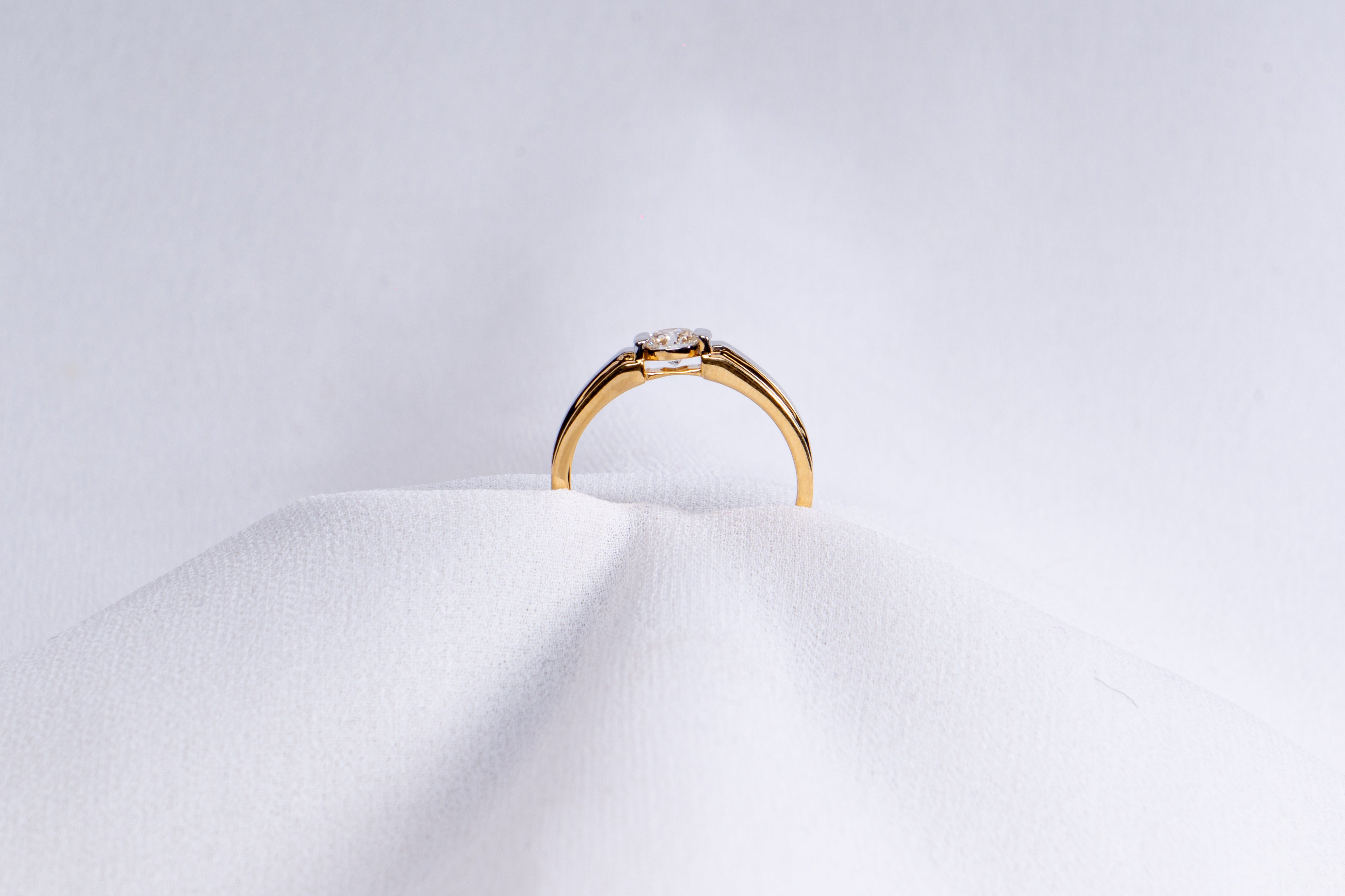 Eternum Dual-Tone Solitaire Ring