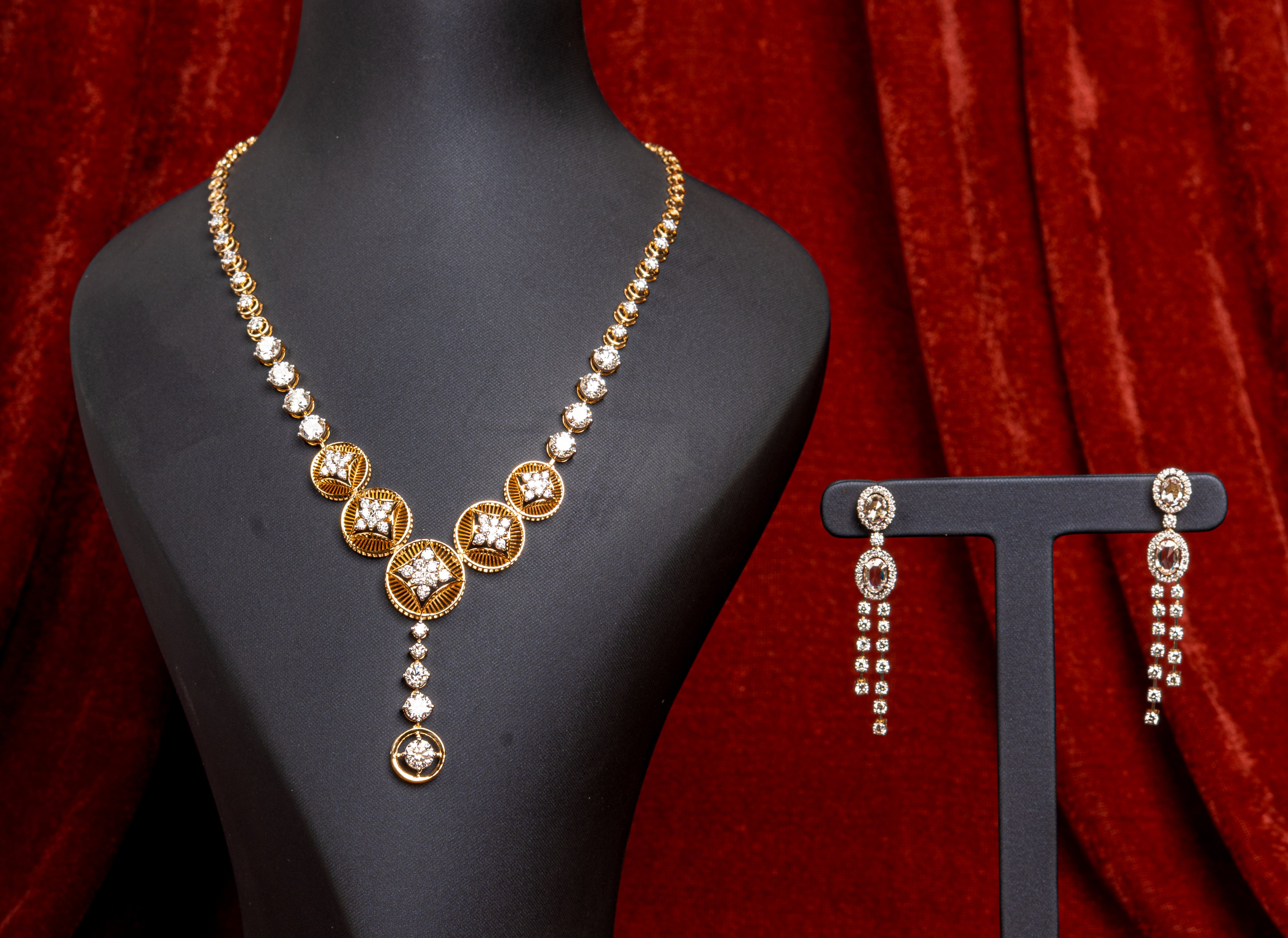 Royal Crystal Cascade Necklace Set