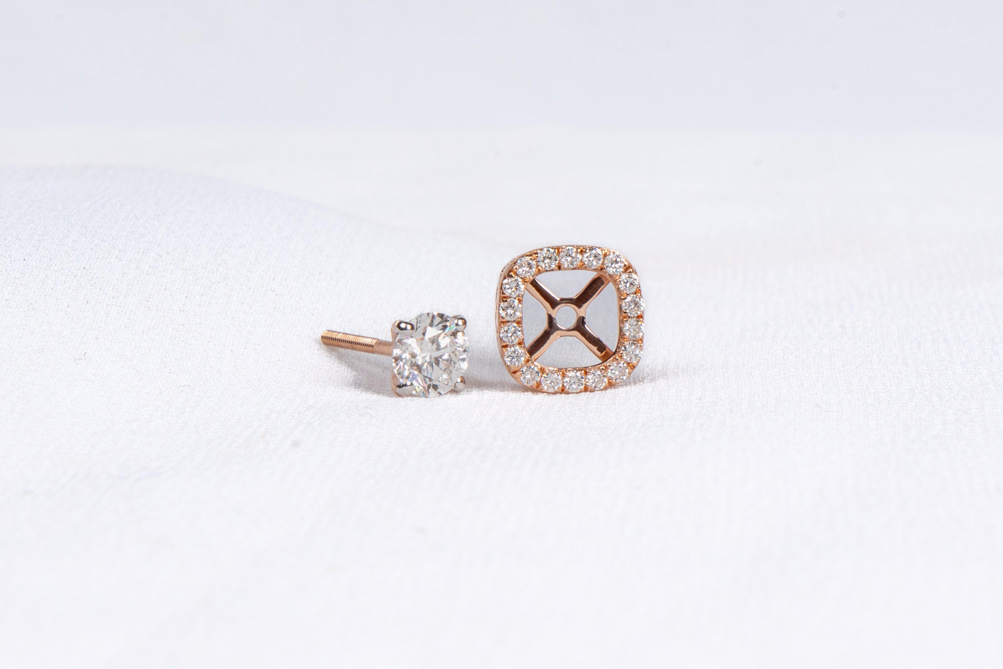 Cushion Halo Diamond Tops