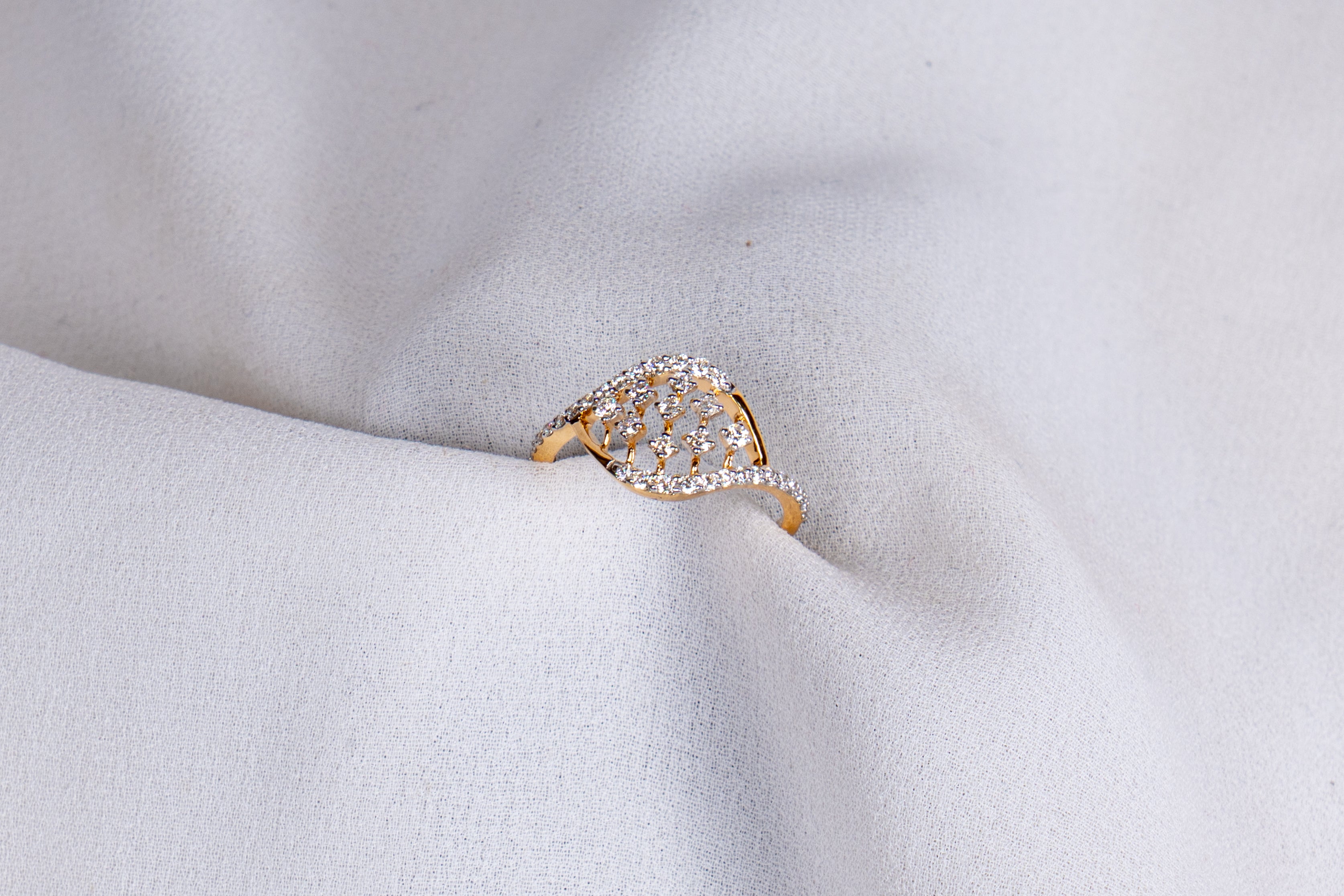 Floral Vine Diamond Ring