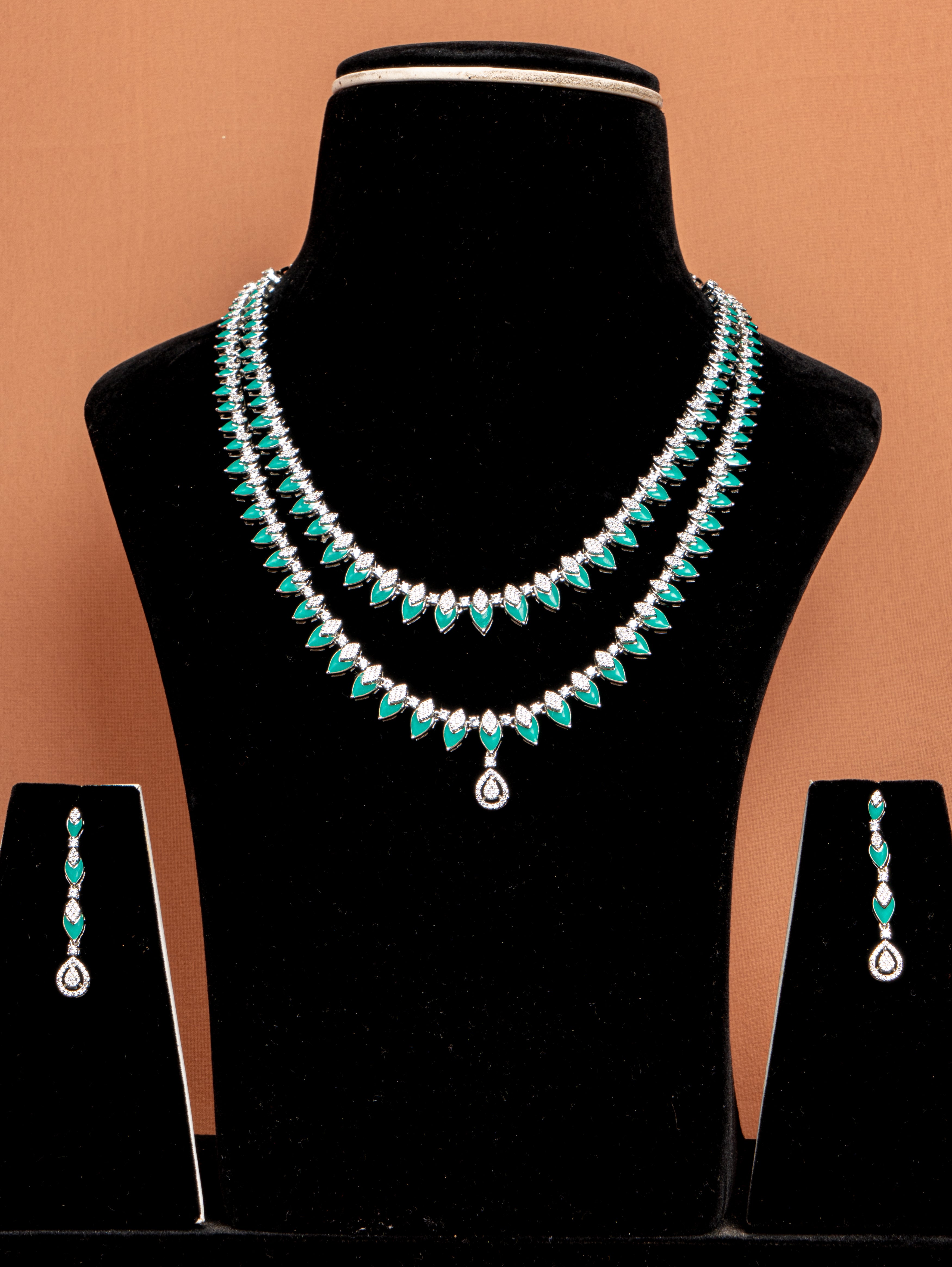 Emerald Whisper Layered Necklace Set