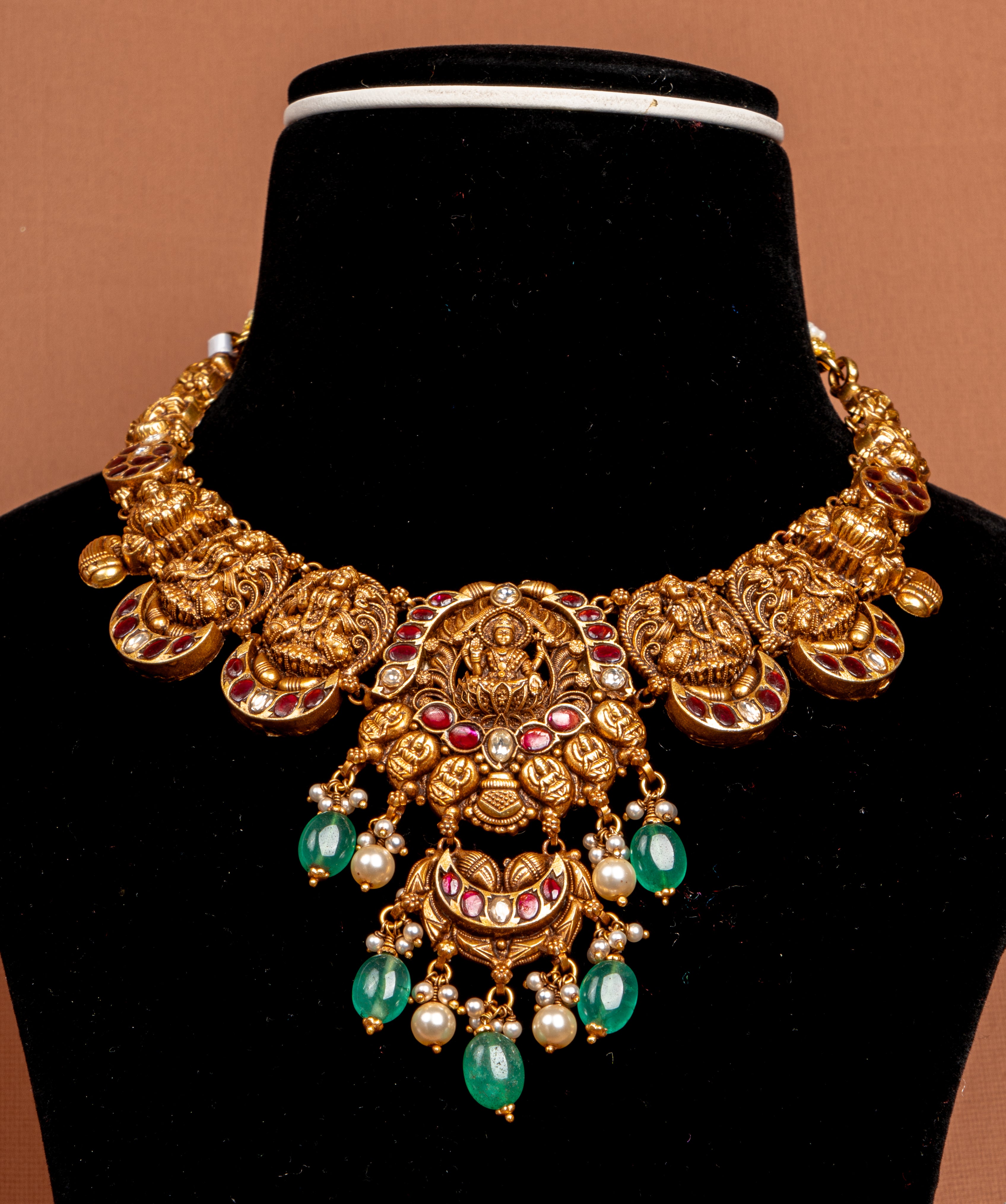 Mahalakshmi Temple Choker Necklace with Emerald Drops