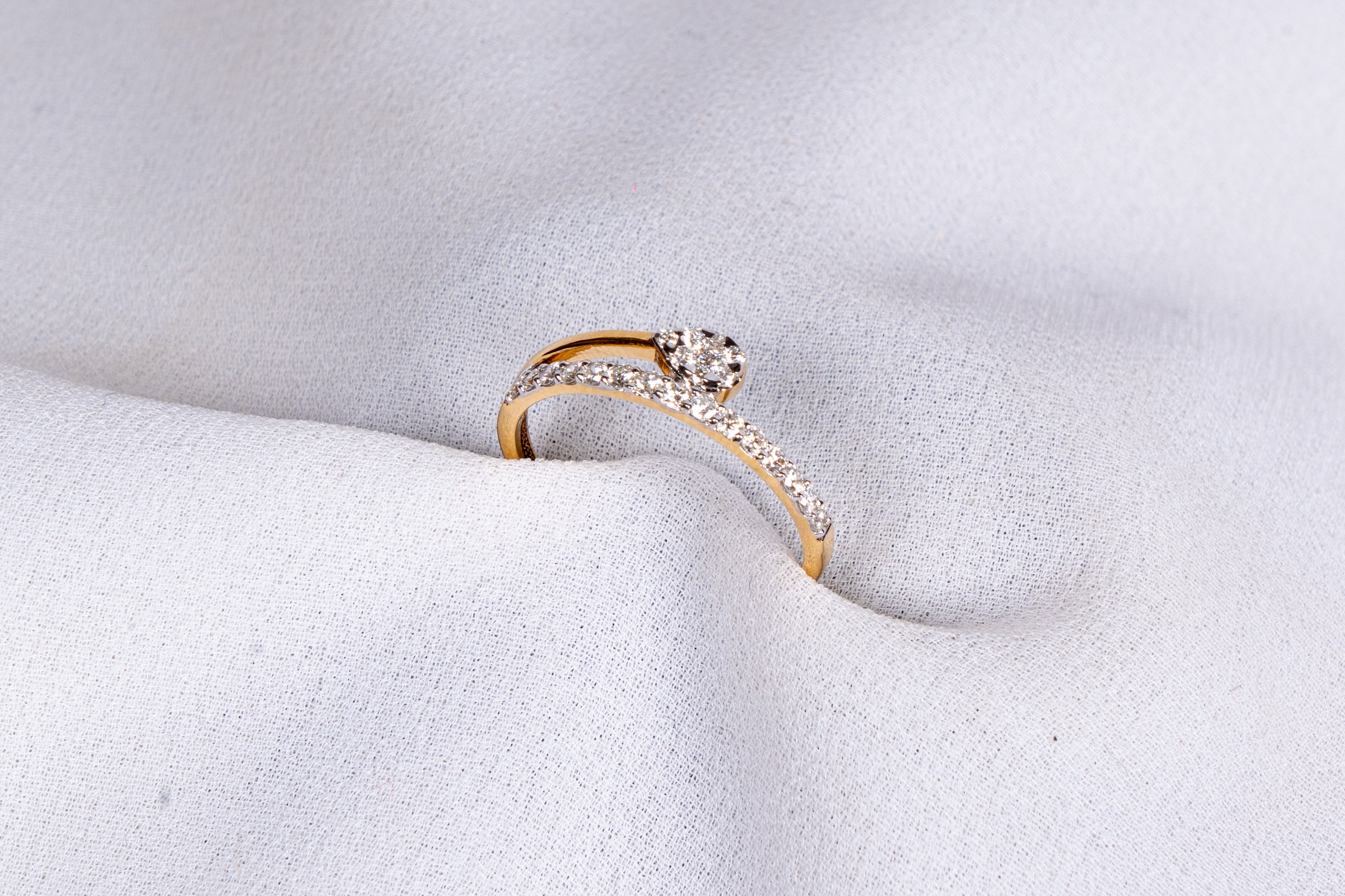 Avelisse Drift Ring