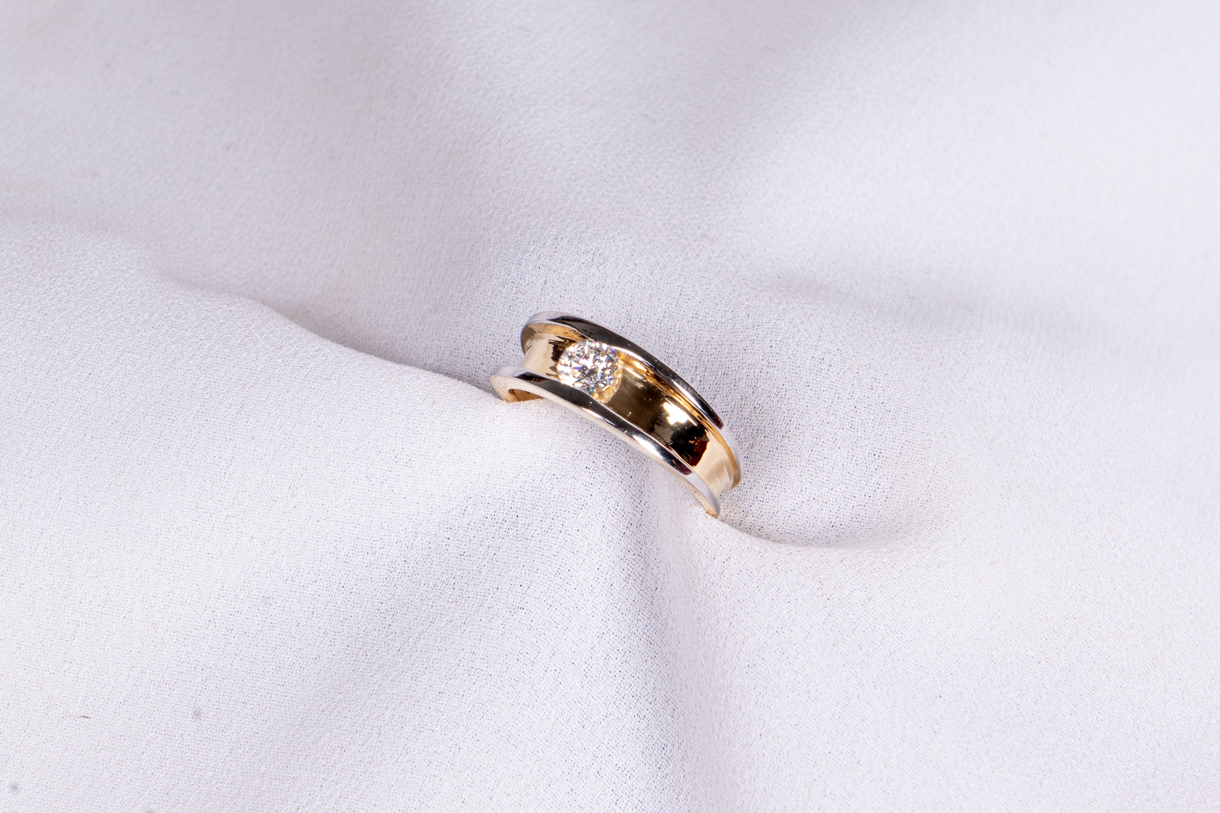 Aurelius Orbit Diamond Band Ring