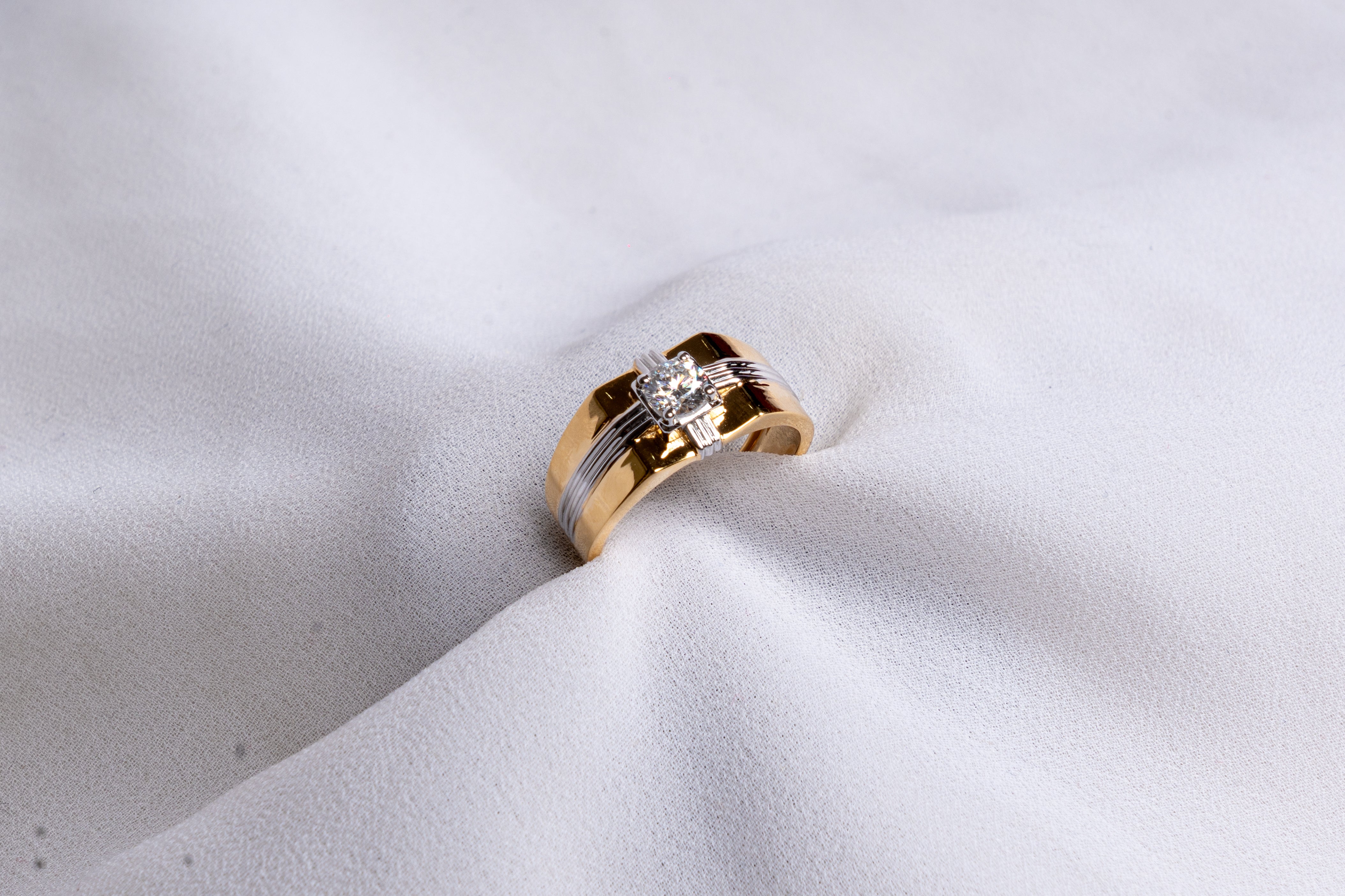 Aurevon Crest Solitaire Ring