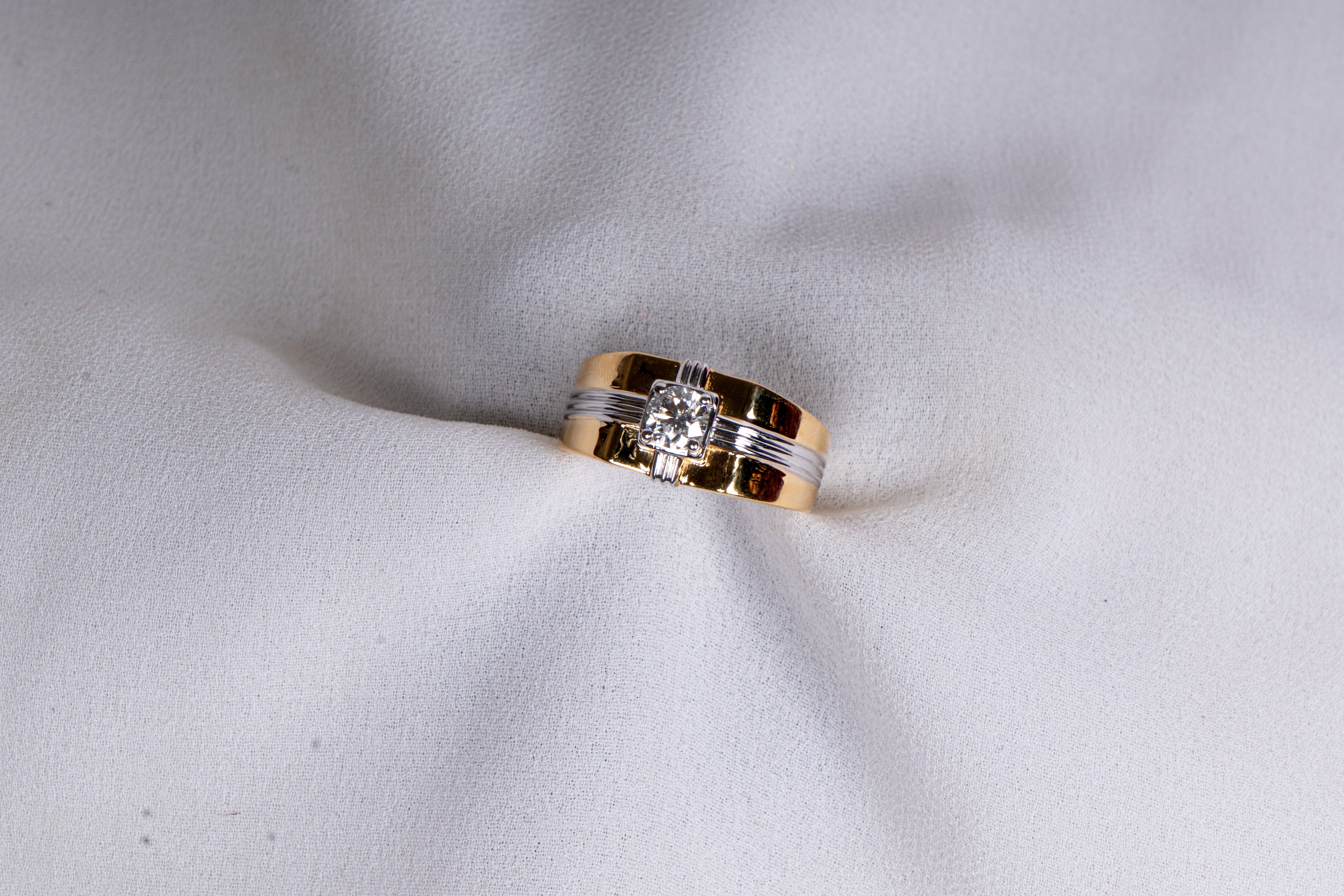 Aurevon Crest Solitaire Ring