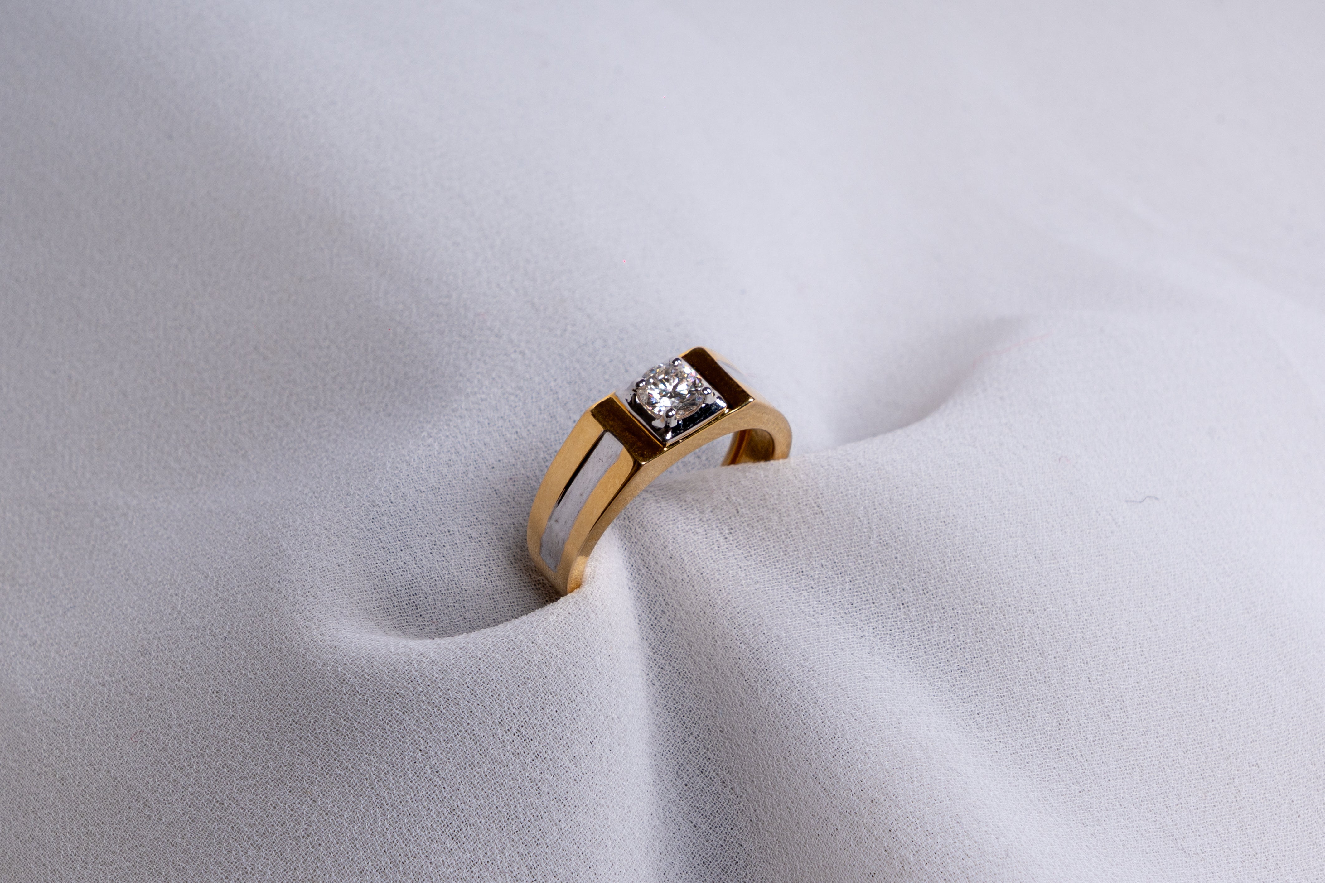 Regal Axis Solitaire Ring