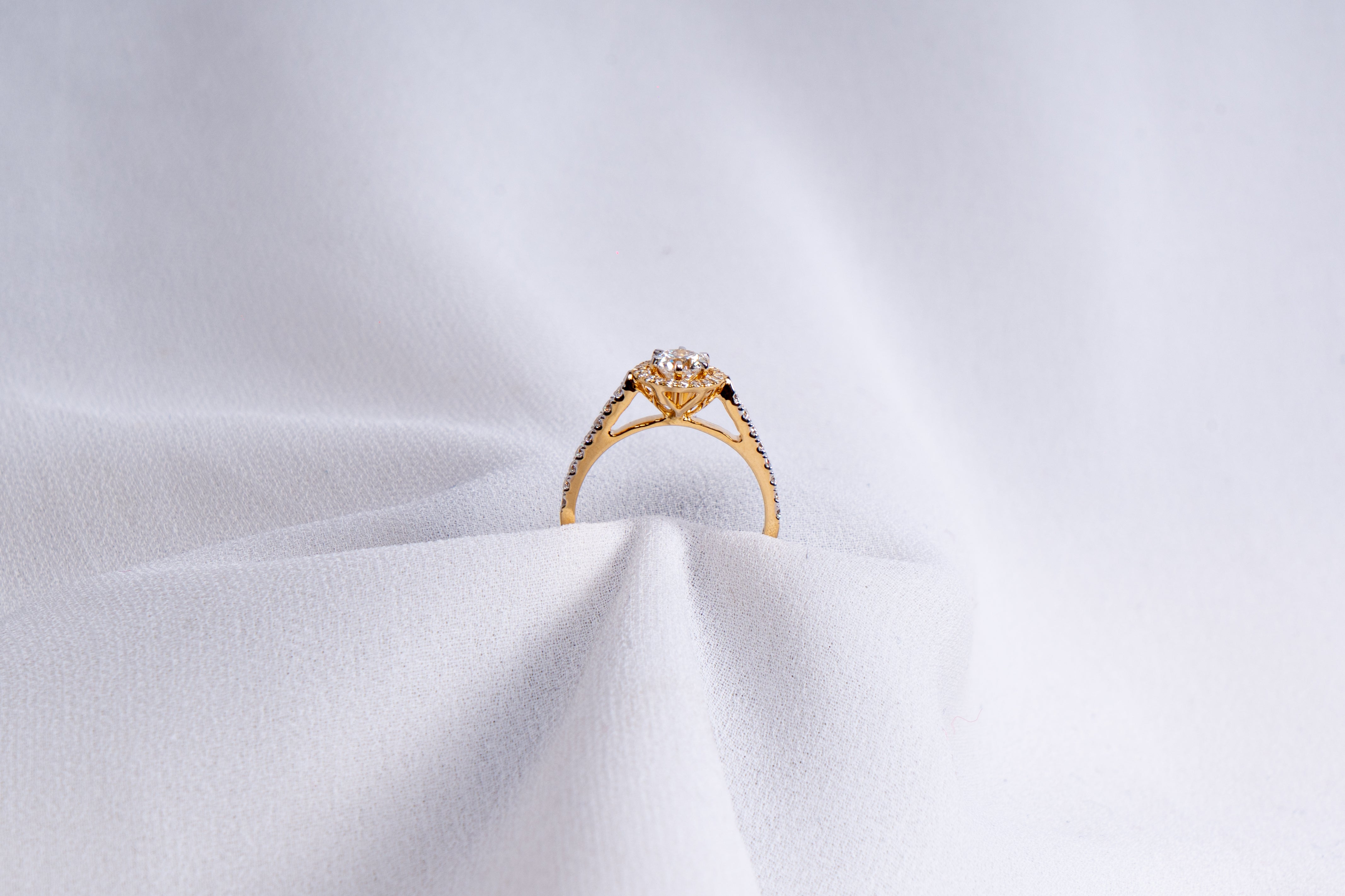 Aurora Halo Diamond Ring