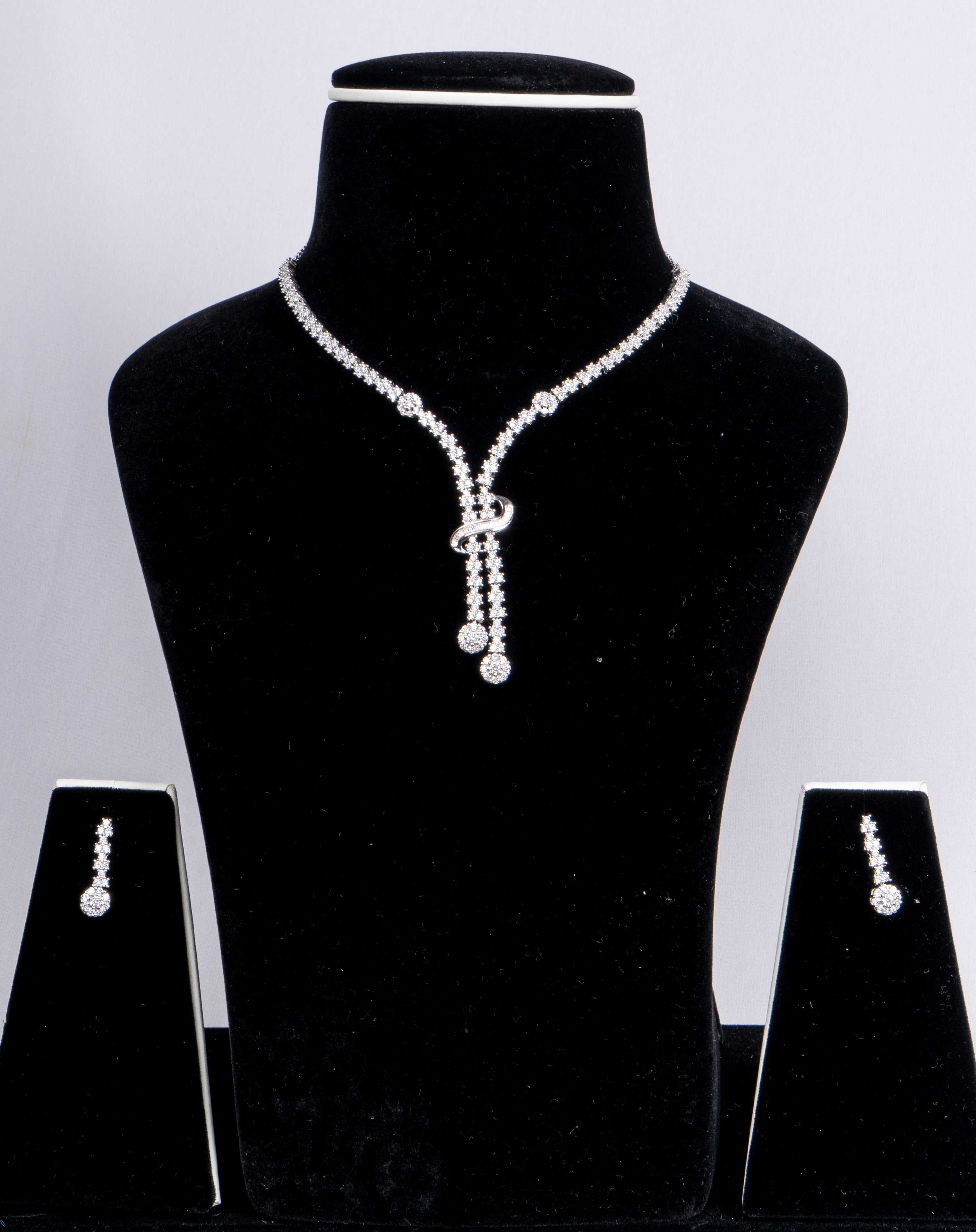 Aurielle Crystal Lariat Jewelry Set