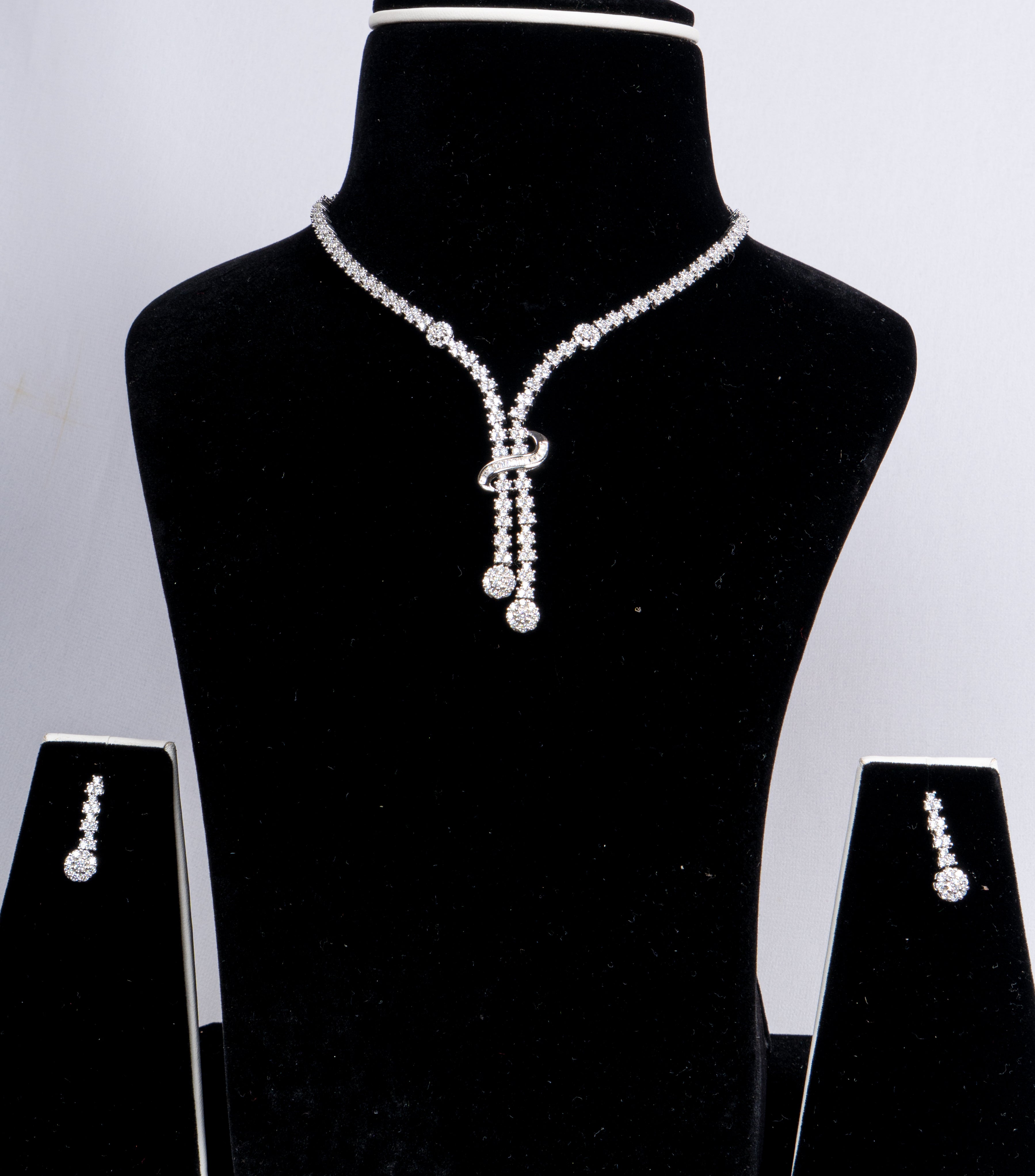 Aurielle Crystal Lariat Jewelry Set