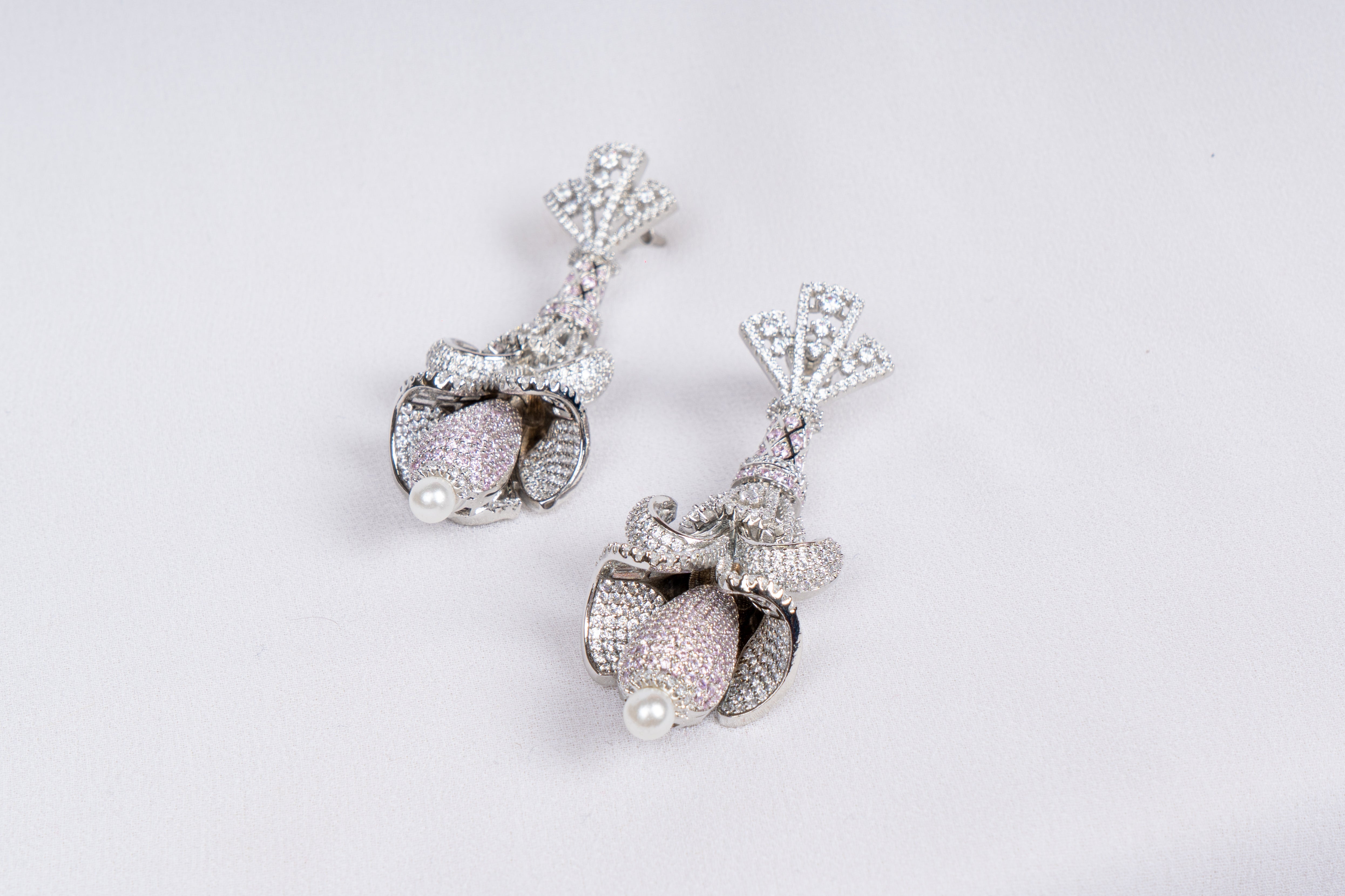 Elysian Pearl Sculpted Collar Necklace Set
